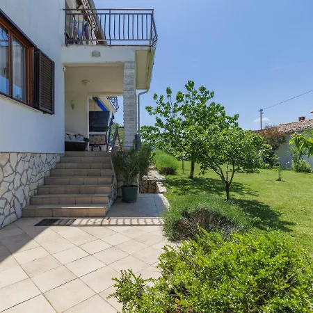 Laura - Lbn422 By Interhome Apartment *