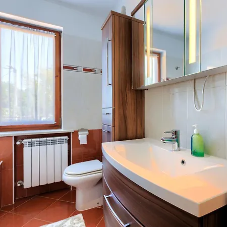 Laura - Lbn422 By Interhome Apartment