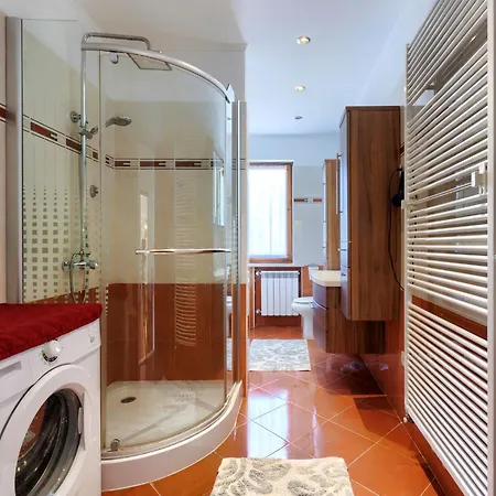 Apartment Laura - Lbn422 By Interhome